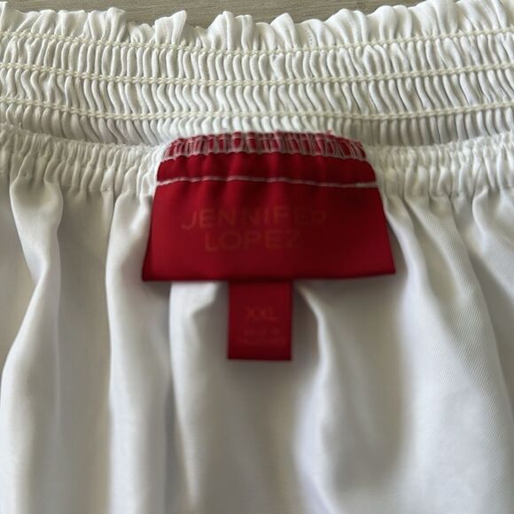 Jennifer Lopez Cold Shoulder Too White XXL EUC - Picture 8 of 10